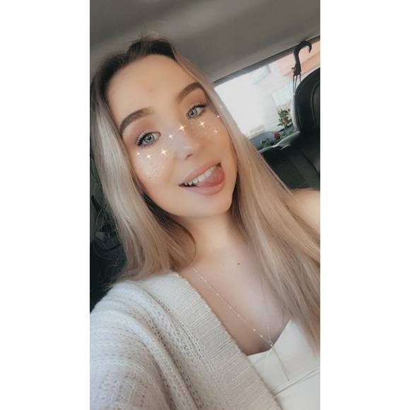 Meet the Posher Other - Meet your Posher, Olivia